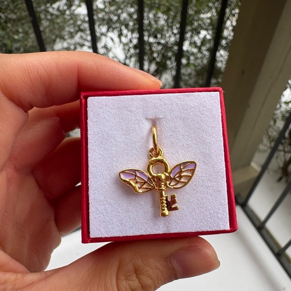 Harry Potter Gold Key Wing charm Pendant for pandora bracelet - Picture 3 of 5